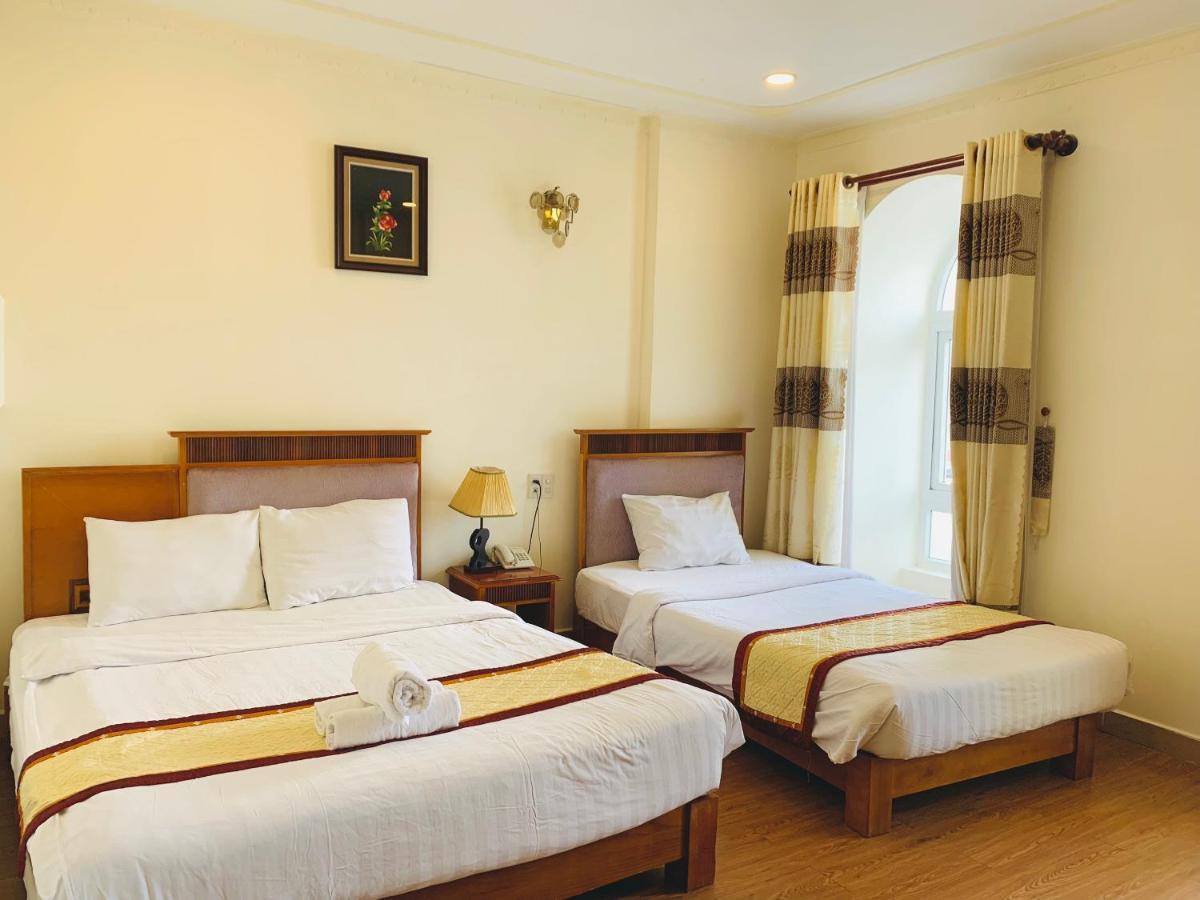 Anh Dao Hotel Dalat Bagian luar foto