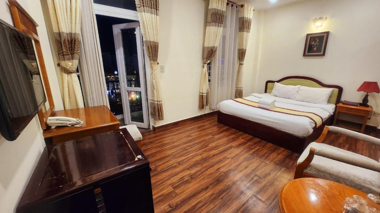 Anh Dao Hotel Dalat Bagian luar foto