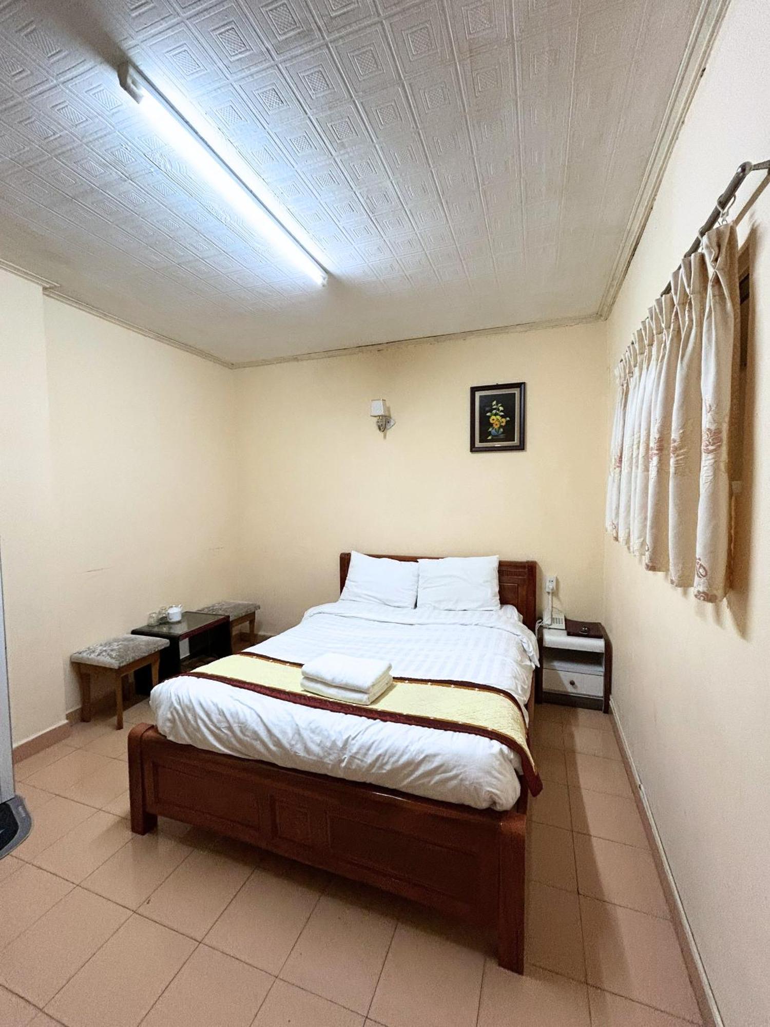 Anh Dao Hotel Dalat Bagian luar foto